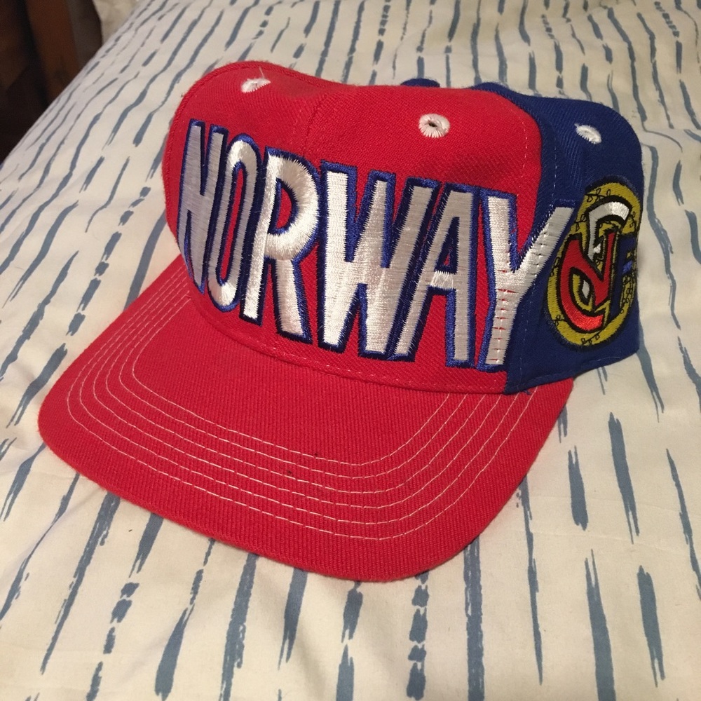 VINTAGE ADIDAS NORWAY SOCCER SNAPBACK